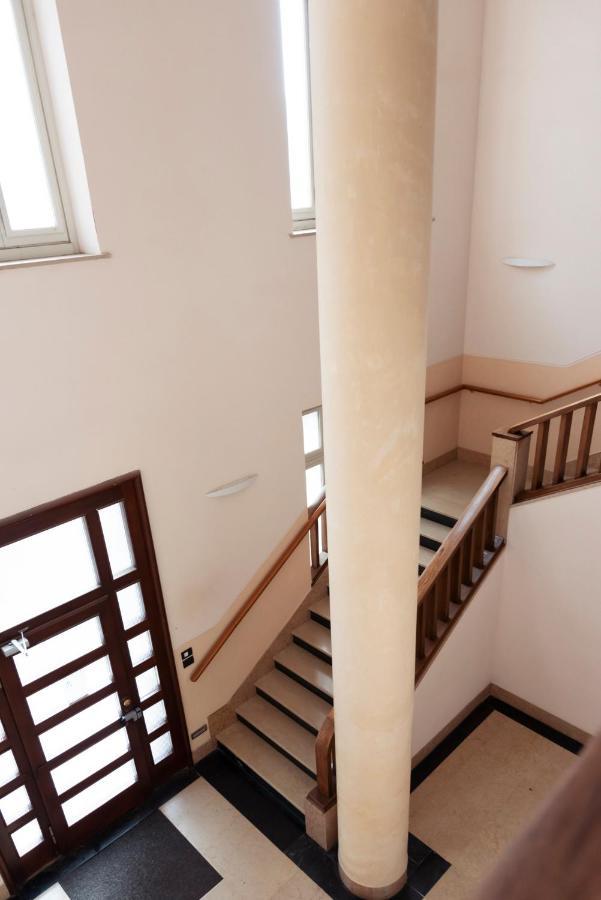 Interno 6 Guest House クーネオ エクステリア 写真