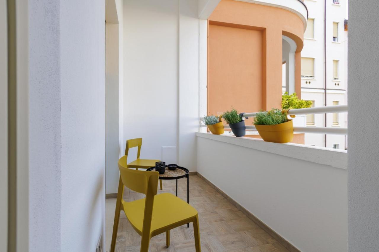 Interno 6 Guest House クーネオ エクステリア 写真